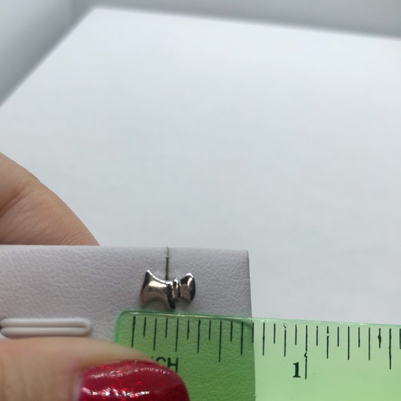 Sterling Silver 925 Dog 🐶 Bone 🦴 Stud Earrings - Picture 4 of 4